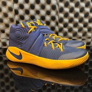 Nike Kyrie 2
